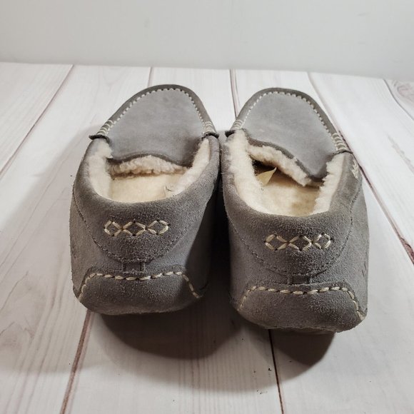 Ugg Slippers 7 Slip On Shoes Gray Suede Faux Fur Lined Comfort Womens - Picture 5 of 8